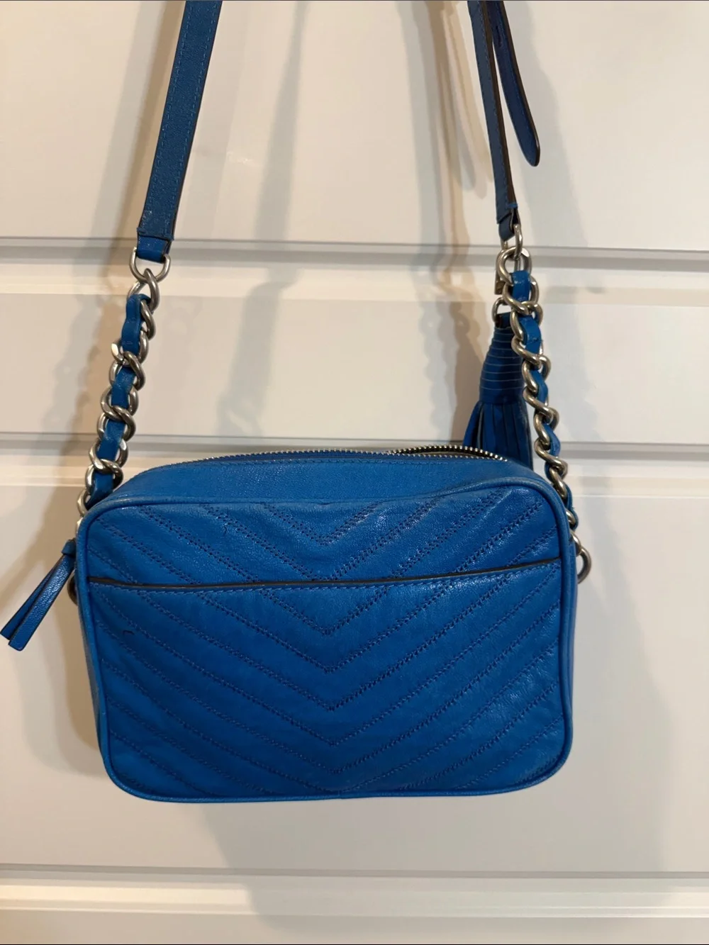 Tory Burch Fleming Distressed Camera Bag